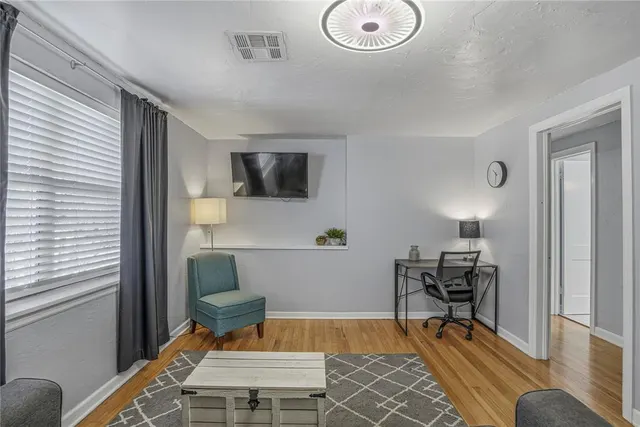 Photo 8 — 808 NW 45th Street, Oklahoma City, OK 73118