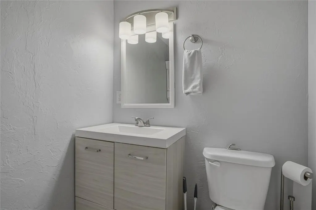 Photo 20 — 808 NW 45th Street, Oklahoma City, OK 73118