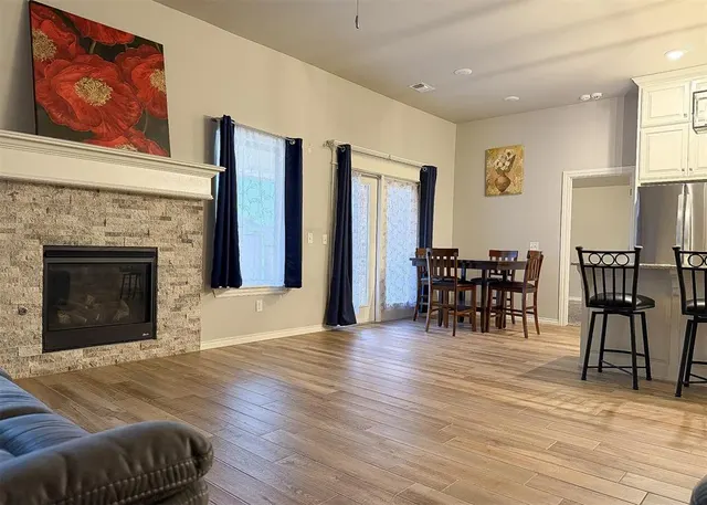 Photo 4 — 4201 Palmetto Trail, Oklahoma City, OK 73179
