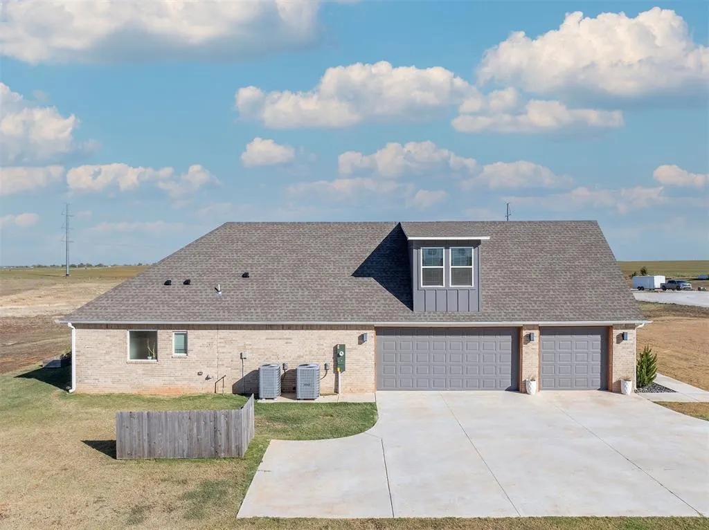 Photo 4 — 4169 Red Cedar NW Avenue, Piedmont, OK 73078