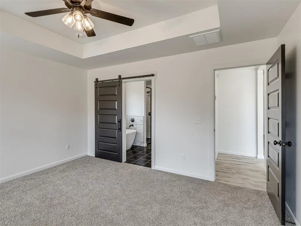 Photo 17 — 2004 W Flintlock Way, Mustang, OK 73064