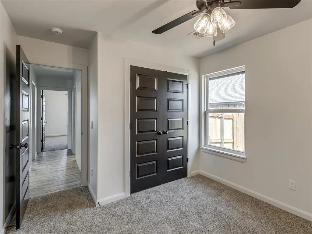 Photo 20 — 2004 W Flintlock Way, Mustang, OK 73064