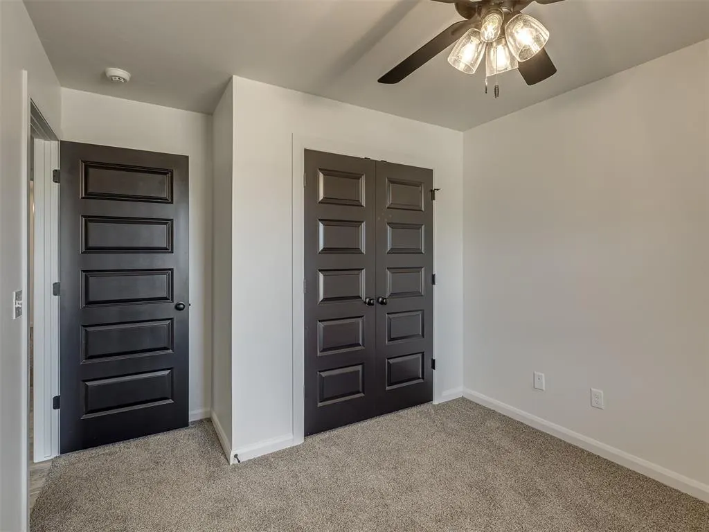 Photo 22 — 2004 W Flintlock Way, Mustang, OK 73064