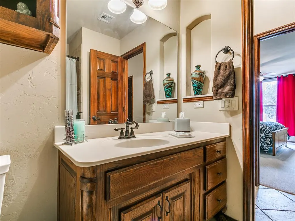 Photo 34 — 9704 SW 34th Street, Oklahoma City, OK 73179