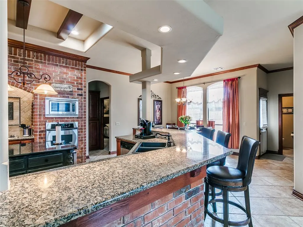 Photo 8 — 9704 SW 34th Street, Oklahoma City, OK 73179