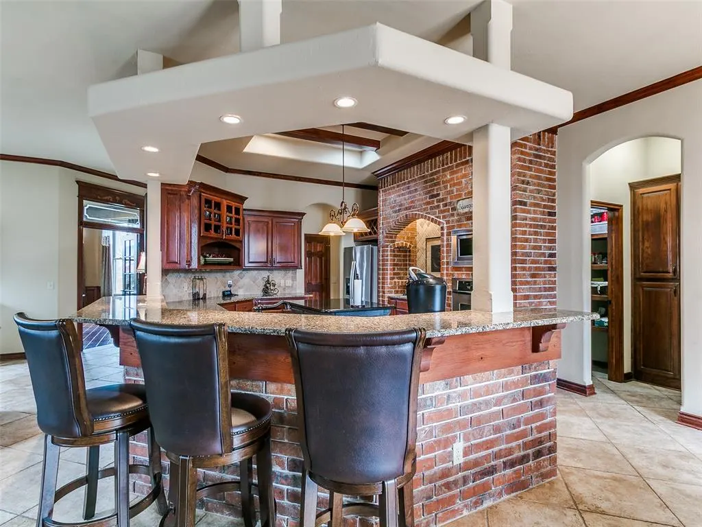 Photo 9 — 9704 SW 34th Street, Oklahoma City, OK 73179