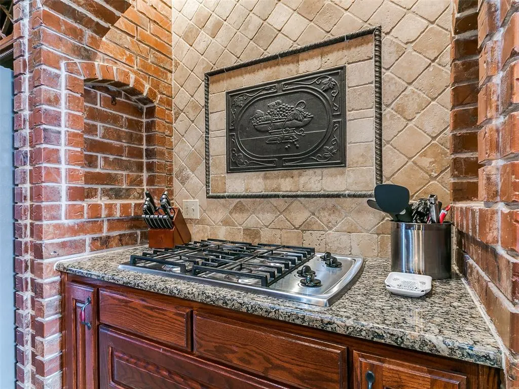 Photo 12 — 9704 SW 34th Street, Oklahoma City, OK 73179