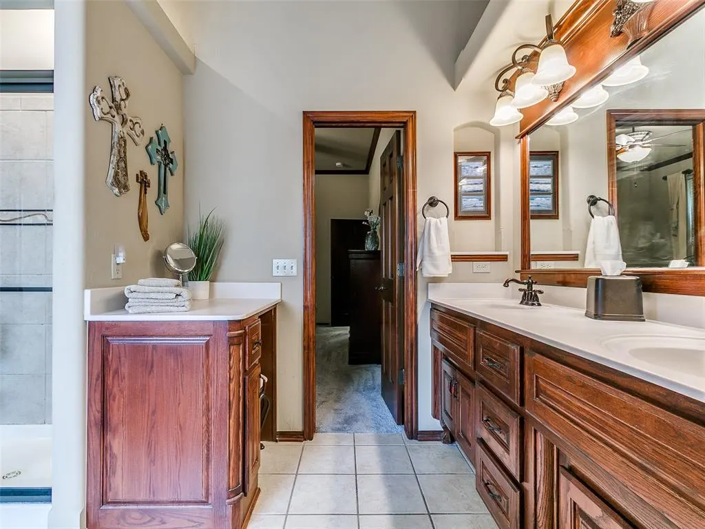 Photo 25 — 9704 SW 34th Street, Oklahoma City, OK 73179
