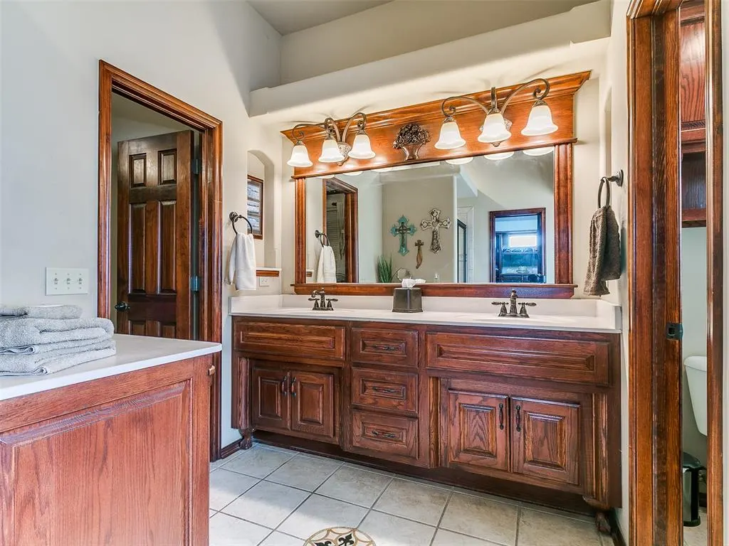 Photo 24 — 9704 SW 34th Street, Oklahoma City, OK 73179