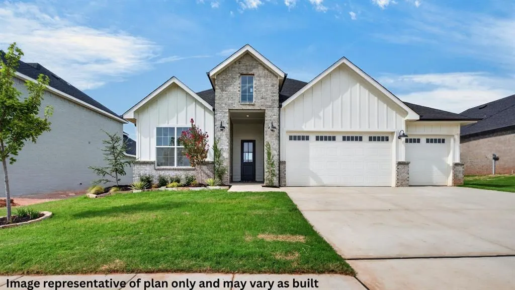 Front exterior — 8817 Hidden Meadow Drive, Edmond, OK 73007
