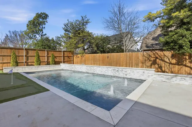 Photo 4 — 3305 Riverwalk Drive, Norman, OK 73072