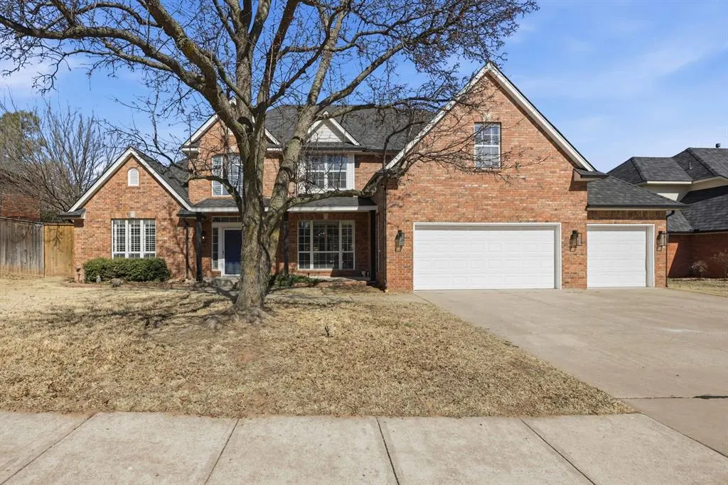 Photo 5 — 3305 Riverwalk Drive, Norman, OK 73072