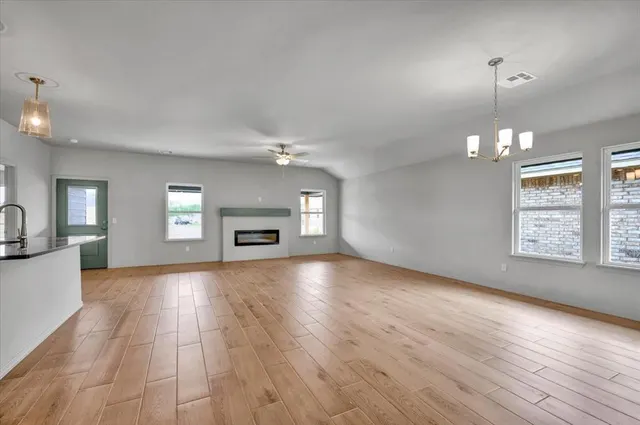 Photo 8 — 10645 SW 18th Street, Yukon, OK 73099