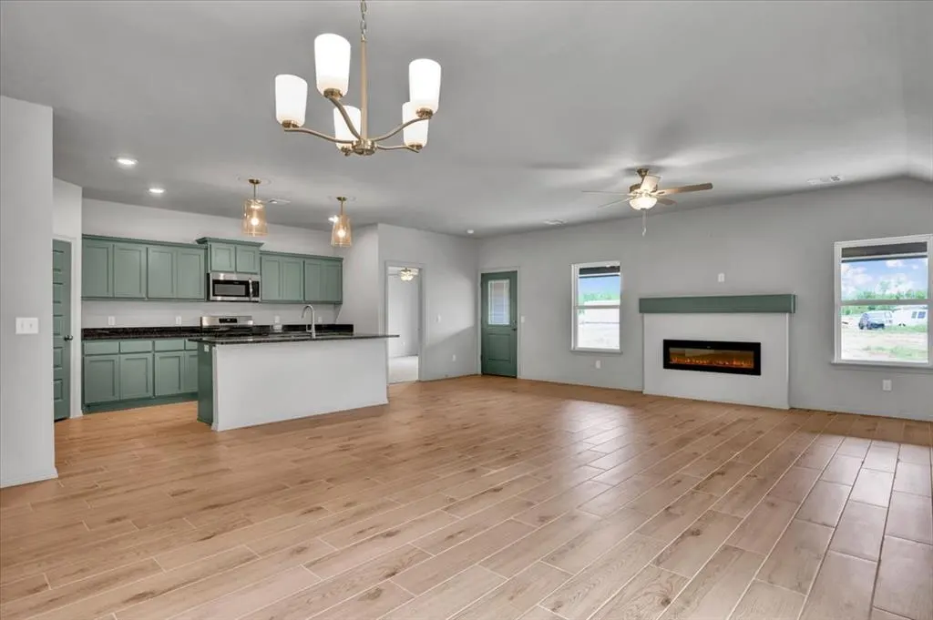 Photo 10 — 10645 SW 18th Street, Yukon, OK 73099