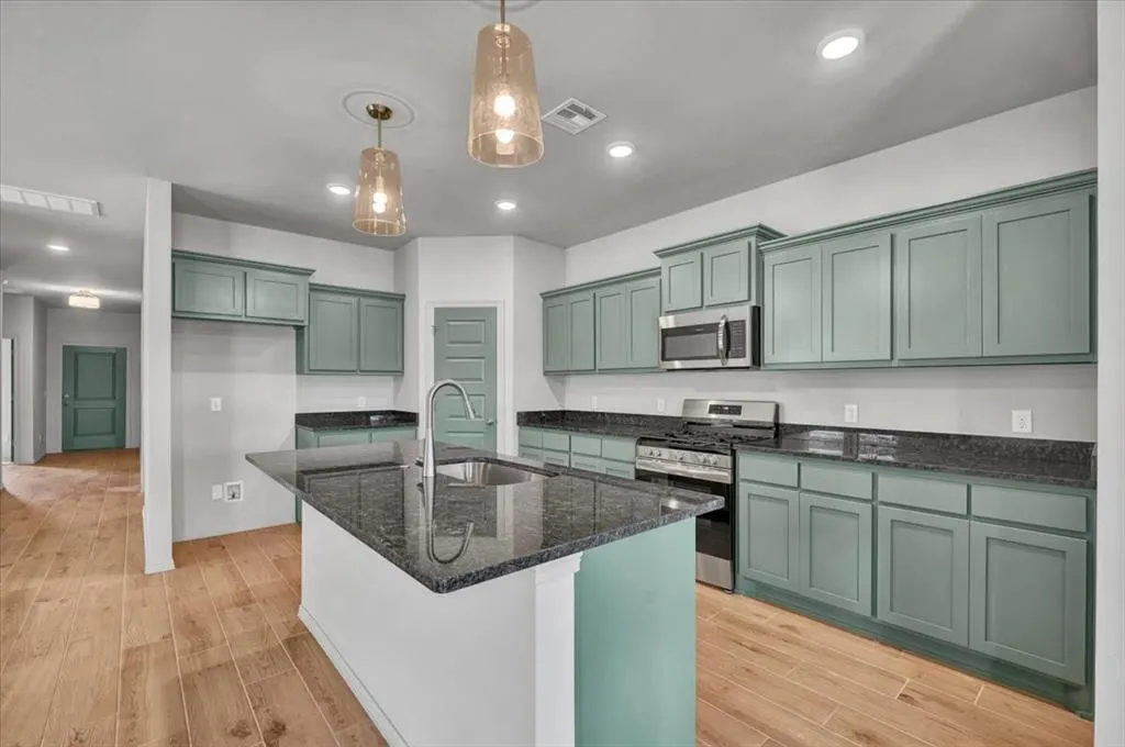Photo 15 — 10645 SW 18th Street, Yukon, OK 73099