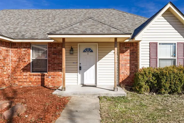 Photo 4 — 41200 Cottage Drive, Shawnee, OK 74804