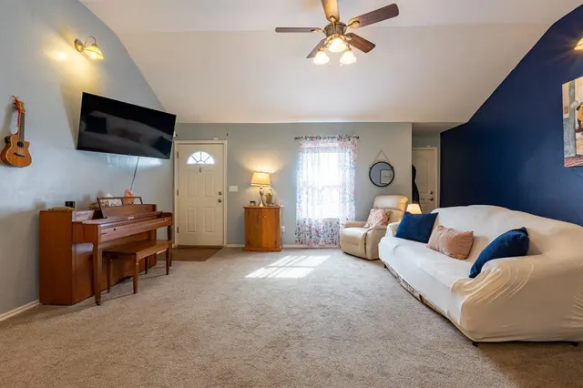 Photo 7 — 41200 Cottage Drive, Shawnee, OK 74804