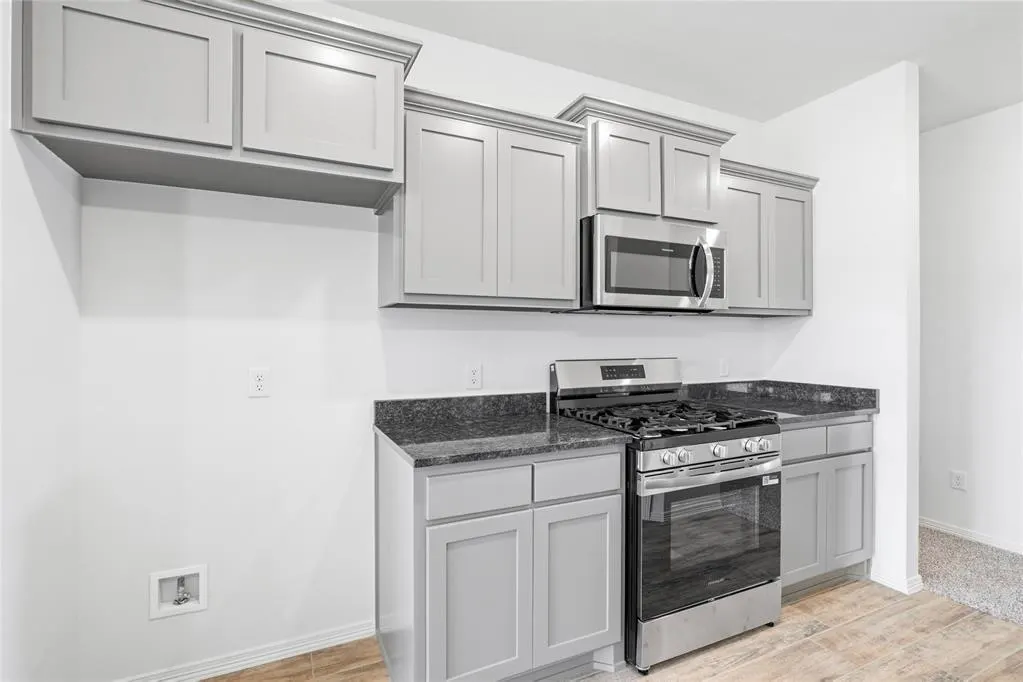 Photo 13 — 10648 SW 18th Street, Yukon, OK 73099