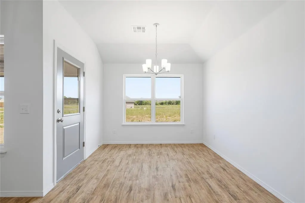 Photo 15 — 10648 SW 18th Street, Yukon, OK 73099