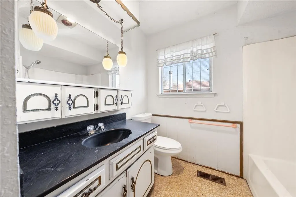Photo 42 — 5013 NE 38th Street, Oklahoma City, OK 73121