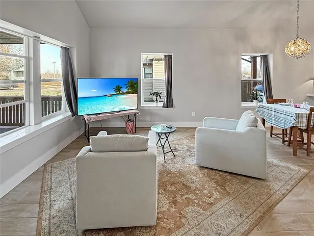 Photo 5 — 1620 NE 12th Street, Oklahoma City, OK 73117