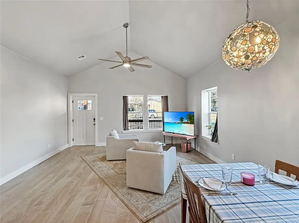 Photo 7 — 1620 NE 12th Street, Oklahoma City, OK 73117
