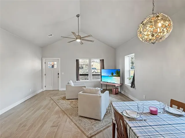 Photo 7 — 1620 NE 12th Street, Oklahoma City, OK 73117