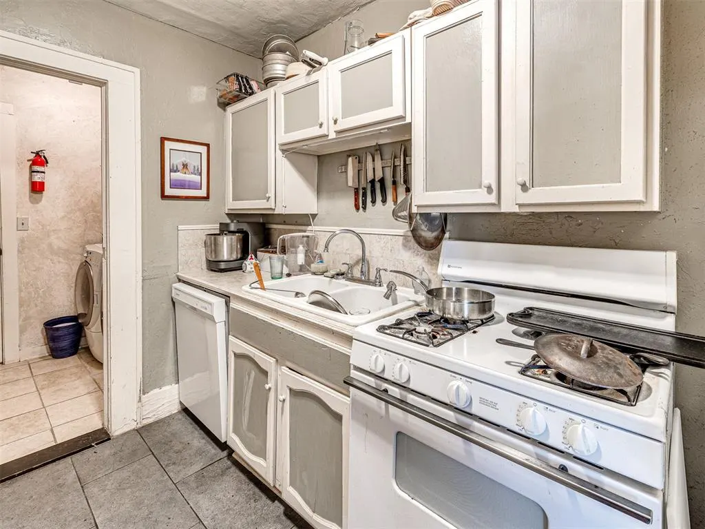 Photo 33 — 200 NW 17th Street, Oklahoma City, OK 73103