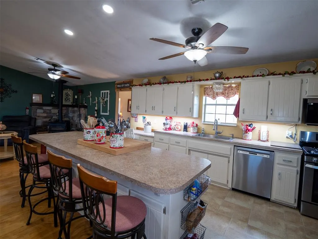 Photo 18 — 30057 Johnson Road, Maud, OK 74854