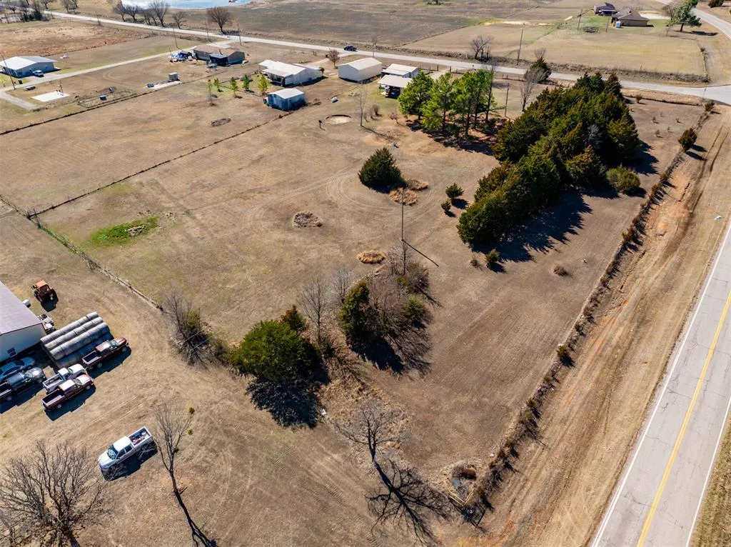 Photo 39 — 30057 Johnson Road, Maud, OK 74854