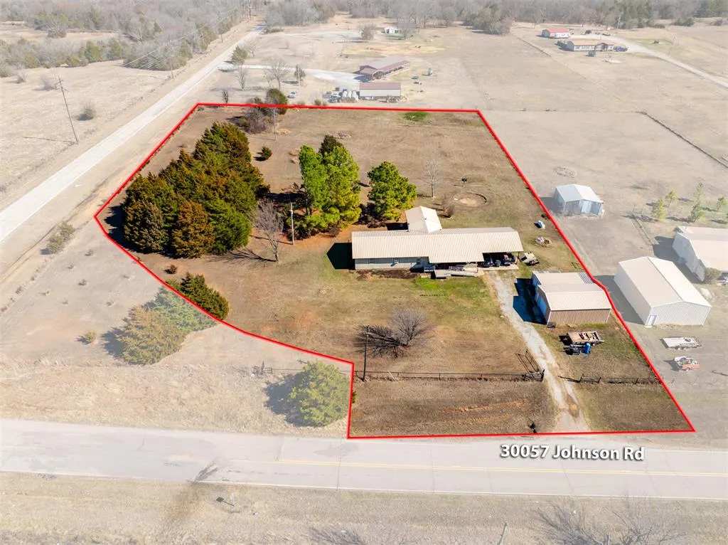 Photo 41 — 30057 Johnson Road, Maud, OK 74854