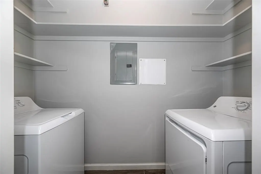 Photo 15 — 1120 E Campbell St Street 1120 & 1124, Edmond, OK 73034