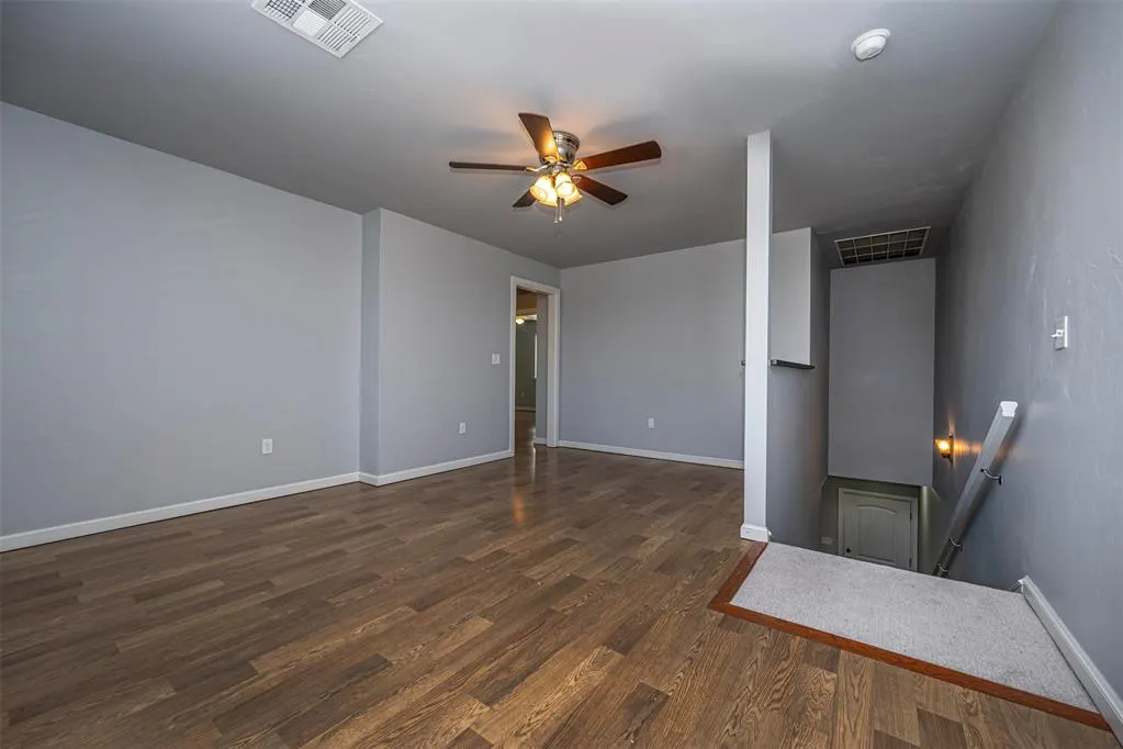 Photo 19 — 1120 E Campbell St Street 1120 & 1124, Edmond, OK 73034