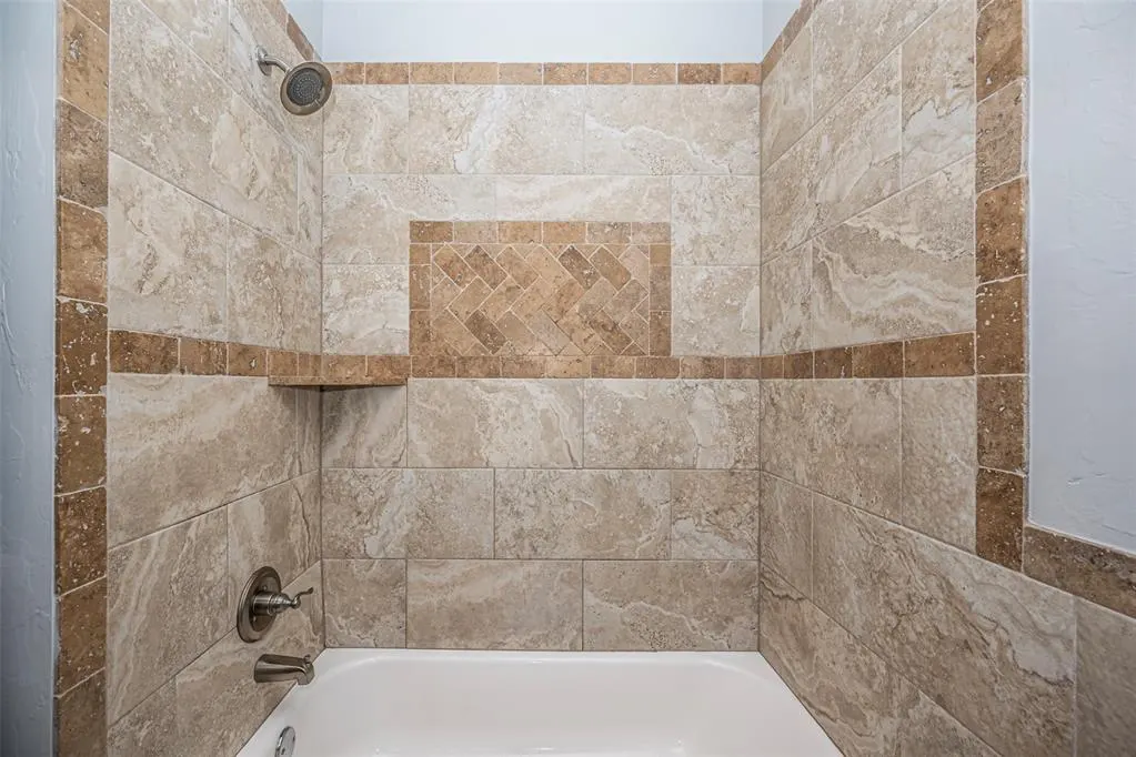Photo 24 — 1120 E Campbell St Street 1120 & 1124, Edmond, OK 73034