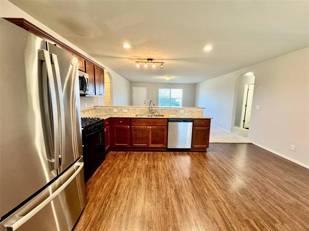 Photo 6 — 11427 S 239th East Avenue, Broken Arrow, OK 74014