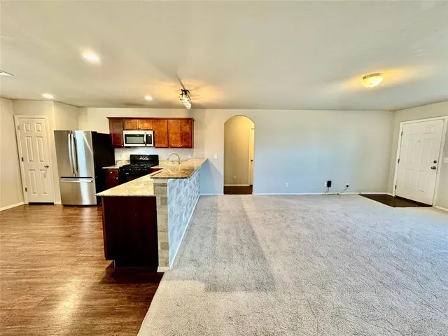 Photo 8 — 11427 S 239th East Avenue, Broken Arrow, OK 74014