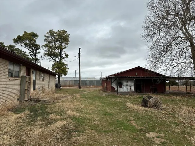 Photo 3 — 2167 County Street 2988, Blanchard, OK 73010