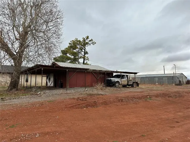 Photo 4 — 2167 County Street 2988, Blanchard, OK 73010
