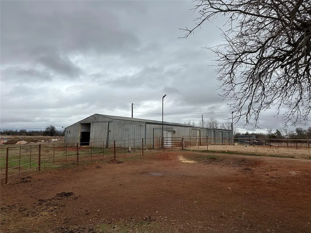 Photo 8 — 2167 County Street 2988, Blanchard, OK 73010