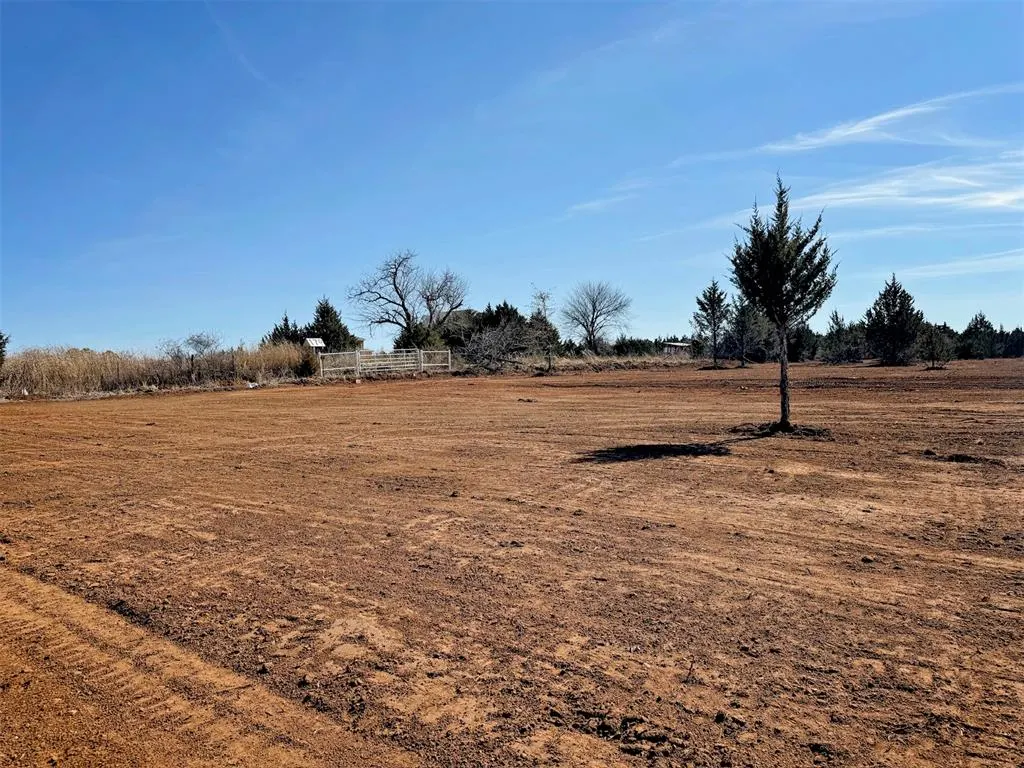 Photo 16 — 1901 W Forrest Hills Road, Guthrie, OK 73044