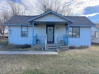 Sold home at 236 N N Avenue