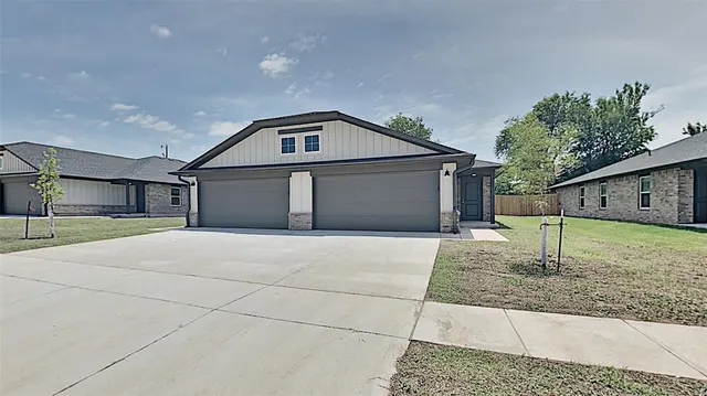 Front exterior — 1308 NW 111 Street, Oklahoma City, OK 73114