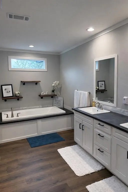 Photo 14 — 13624 Doe Road, Moore, OK 73165