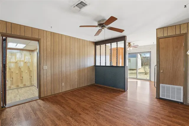 Photo 5 — 6322 Norman Avenue, Warr Acres, OK 73122
