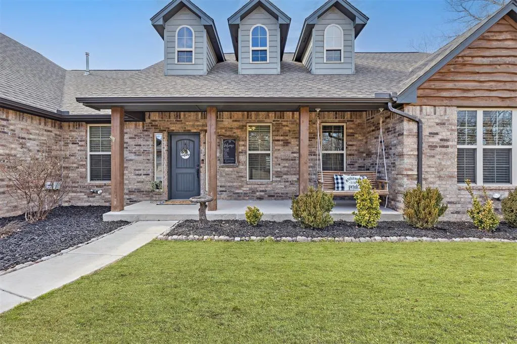 Photo 4 — 12405 Stone Hill, Guthrie, OK 73044