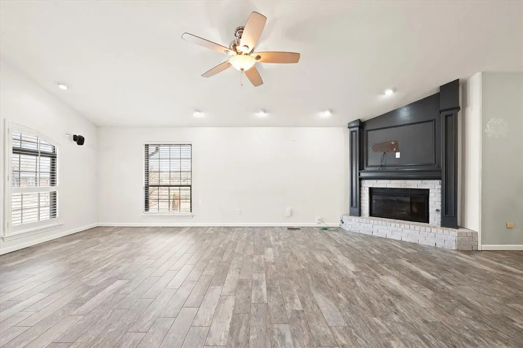 Photo 12 — 1528 E Twin Brook Terrace, Mustang, OK 73064