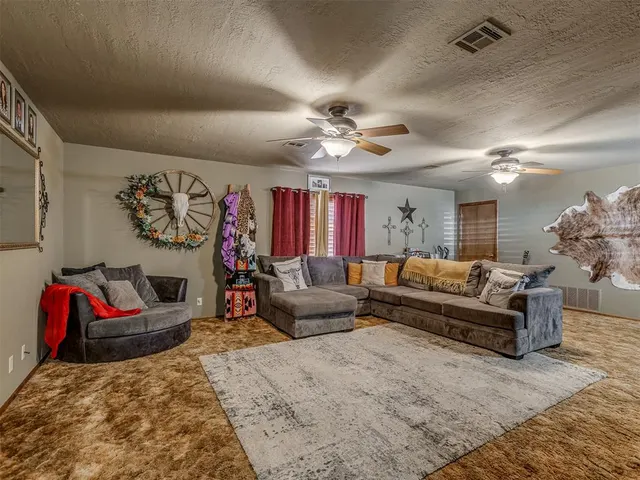 Photo 6 — 1628 Old Highway 81, Chickasha, OK 73018