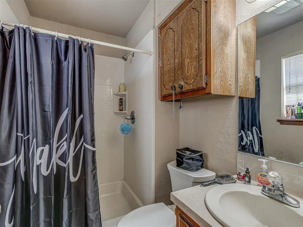 Photo 19 — 1628 Old Highway 81, Chickasha, OK 73018