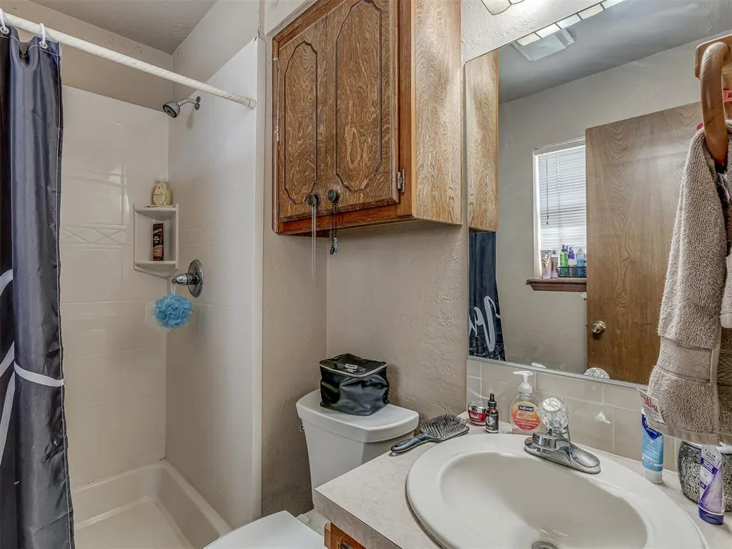 Photo 21 — 1628 Old Highway 81, Chickasha, OK 73018