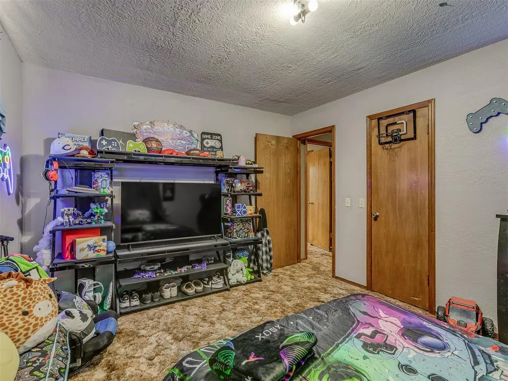Photo 23 — 1628 Old Highway 81, Chickasha, OK 73018